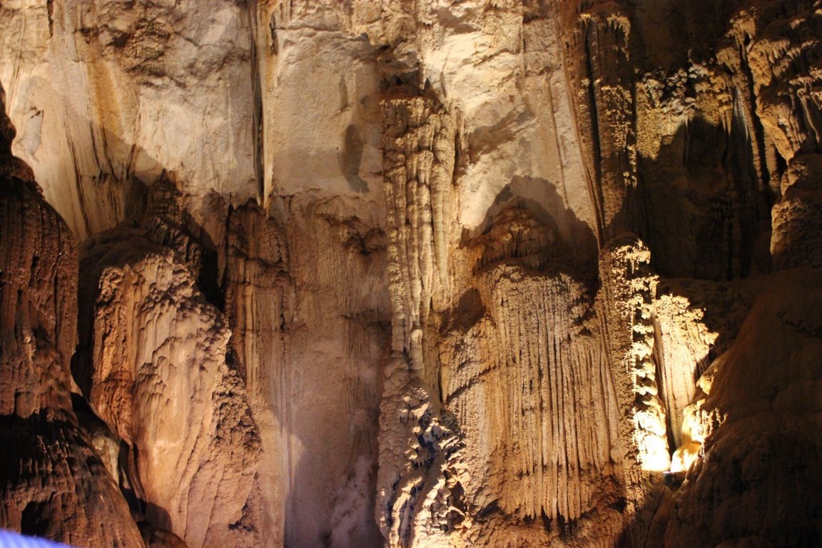 Lang's Cave