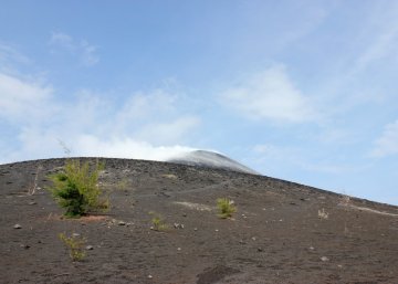 Krakatau Volcano picture