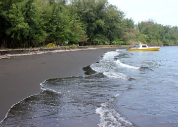 The beach of Krakatau