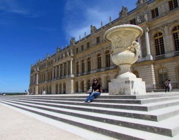 Sunny Versailles