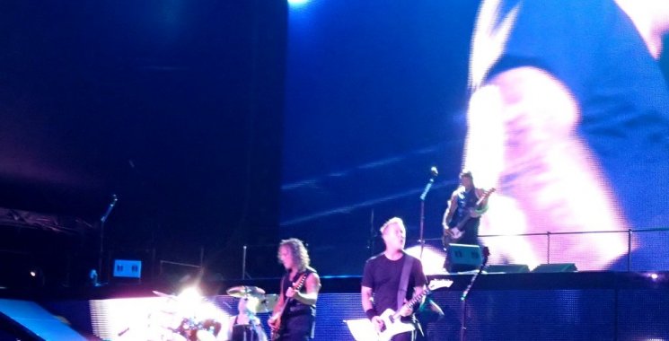 The mosh pit is where I am: Metallica in Singapore